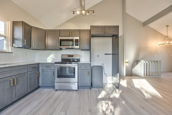 8269Monrovia-14