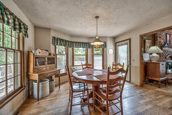 5607WestgateST-13