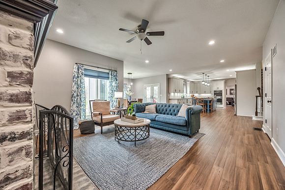 700WhiteOakLn-28