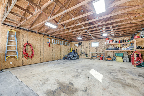 40028W379ST-37