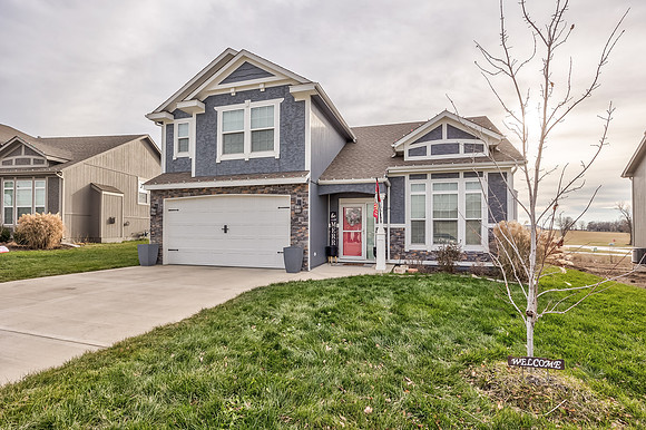 15617LakesideDr-3