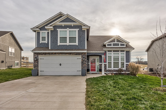15617LakesideDr-2