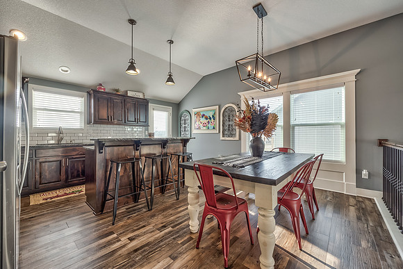 15617LakesideDr-9