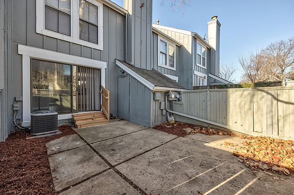 8257Monrovia-11