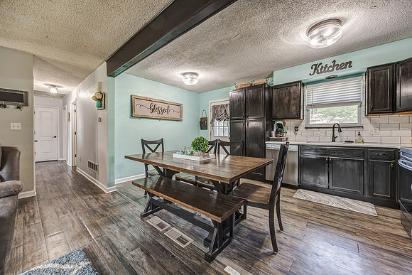 1808SEKingsway-6