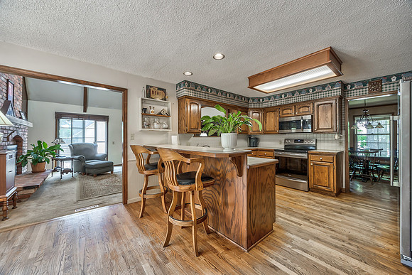 5607WestgateST-11