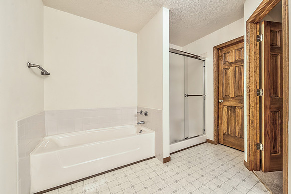 1505Gatewood-19