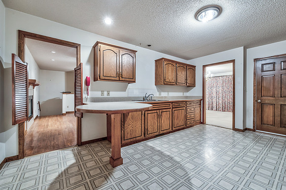 1505Gatewood-20