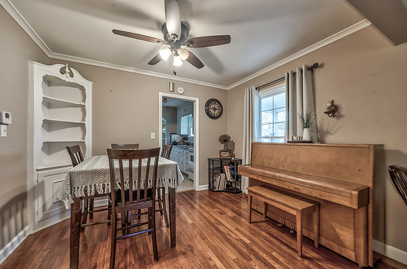 6810HawthorneAve-16