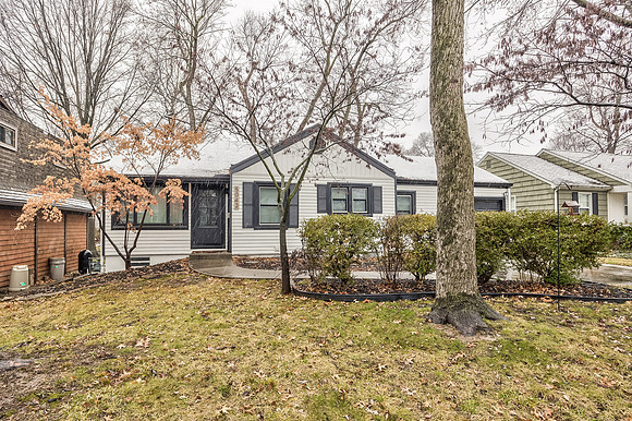 5042ClarkDr-2