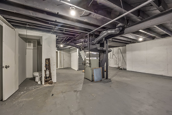 5042ClarkDr-20