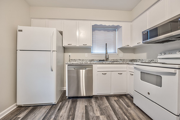 9333BallentineST-8