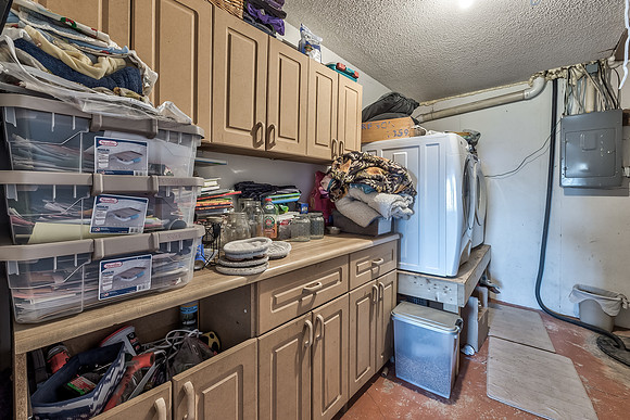 24961Hollingsworth-23