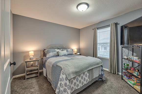 11307YeckerAve-2
