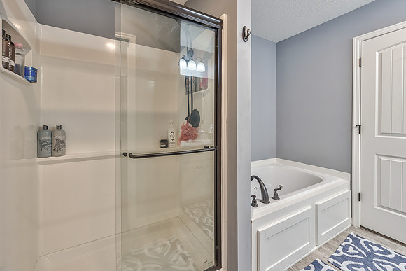 11307YeckerAve-25