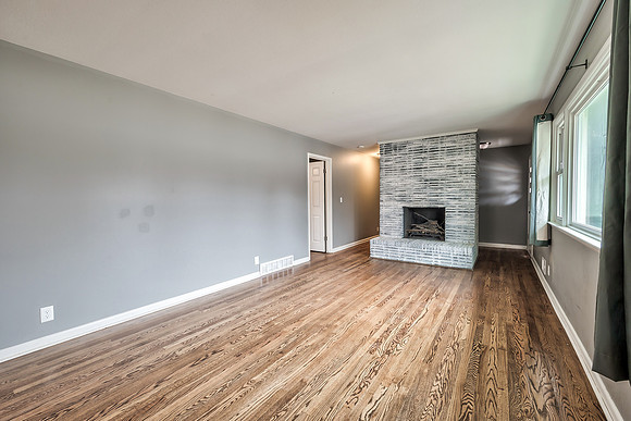 5212SterlingAve-13