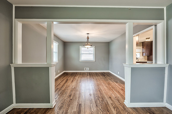 5212SterlingAve-16