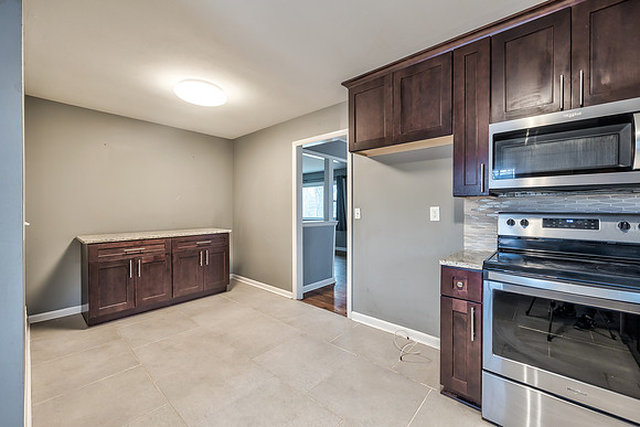 5212SterlingAve-21