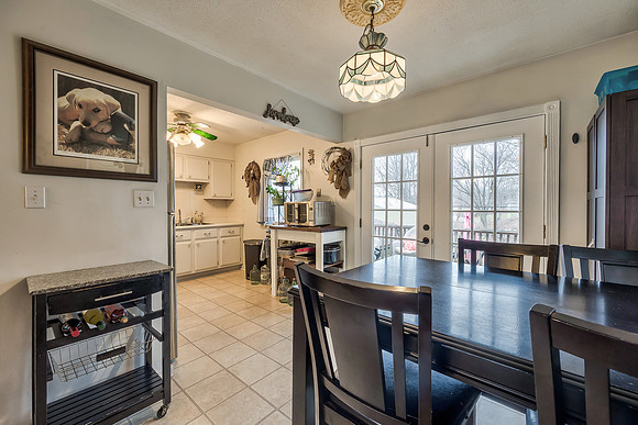 104ContinentalDr-13