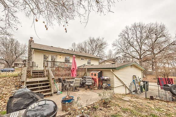 104ContinentalDr-34