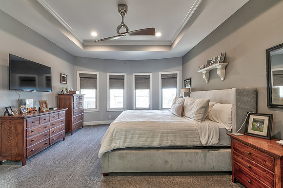 6801MillbrookSt-32