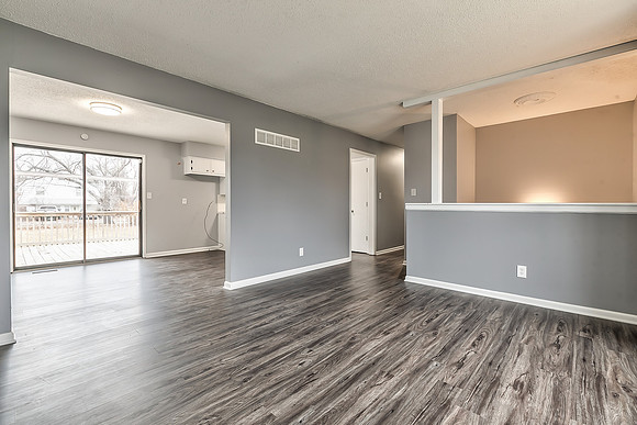 7400E133ST-7