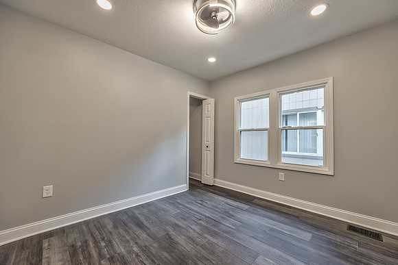2521QuincyAve-19