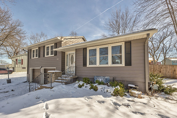 13001PennycrossRD-26