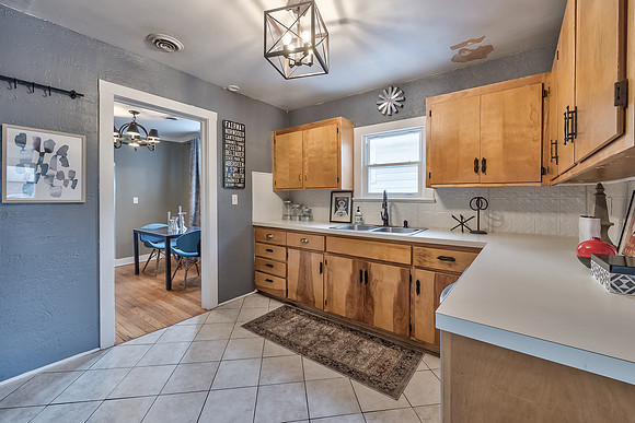 2510W45AVE-12
