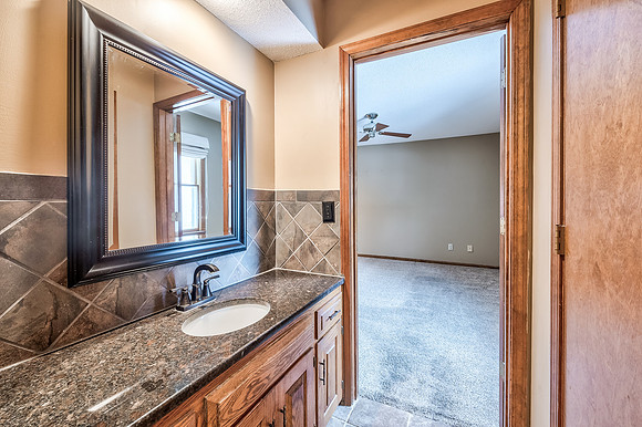 14515W94ST-23