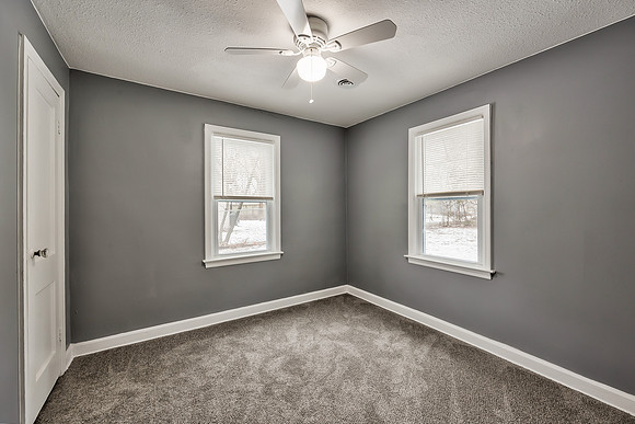8600HayesSt-2