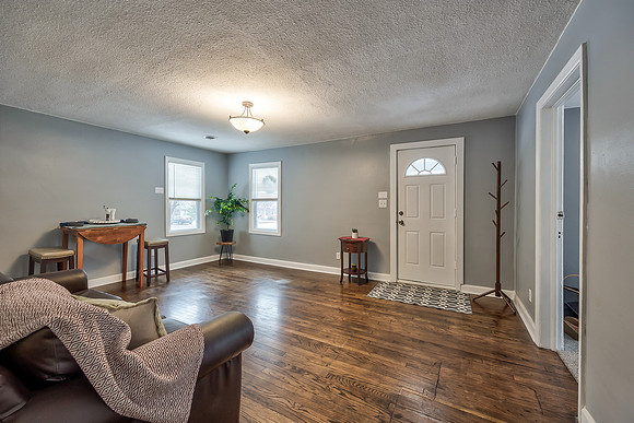 8600HayesSt-6