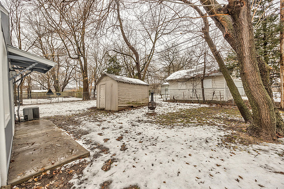 8600HayesSt-15