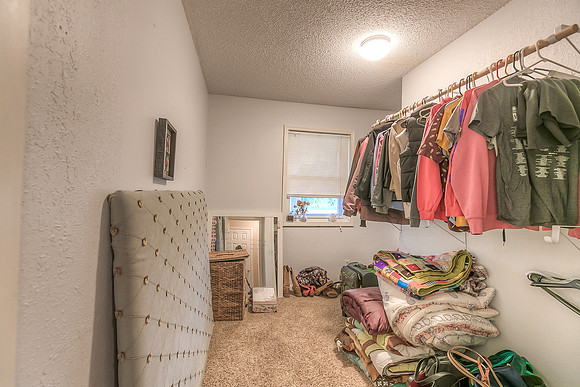 11401NHome-27