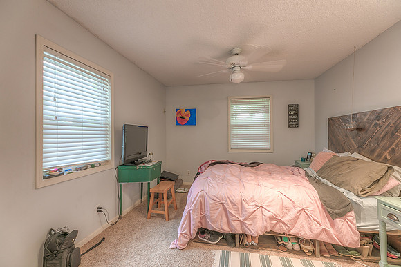 11401NHome-25