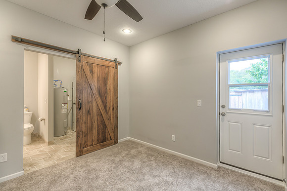 11401NHome-18
