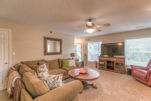 11401NHome-24