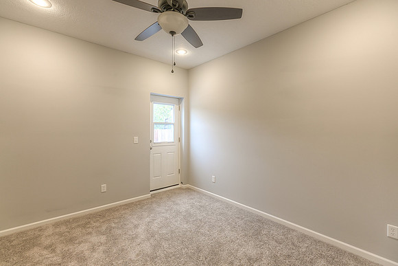 11401NHome-17