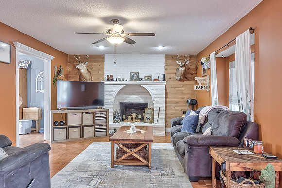 129Brookridge-1
