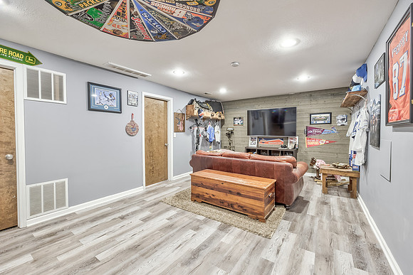 129Brookridge-25