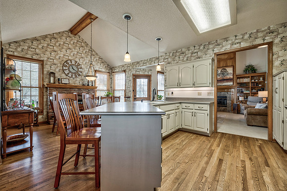 12938CarterST-20