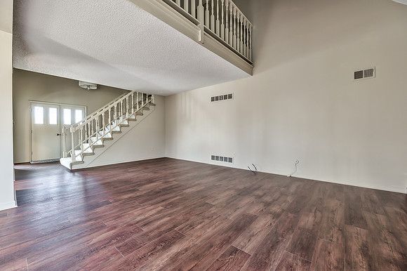 120WoodbridgeLN-8
