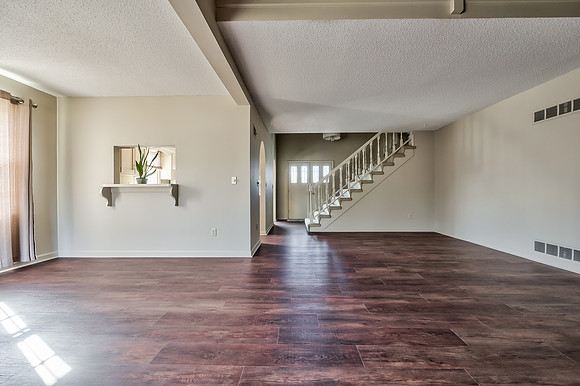 120WoodbridgeLN-9