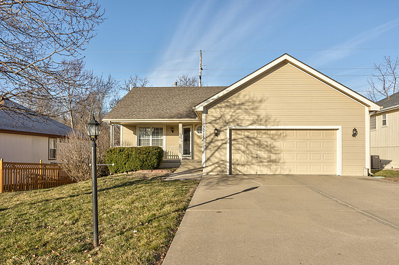 3016Girard-1