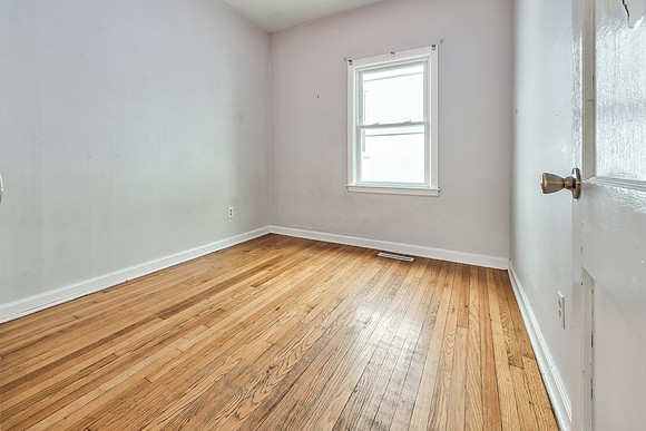 8011MainST-10