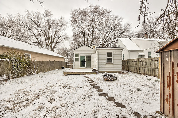 8011MainST-19