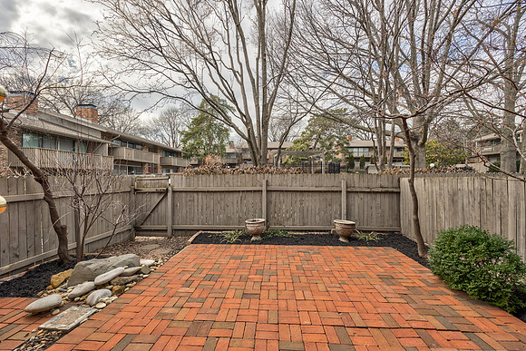8728Metcalf-9