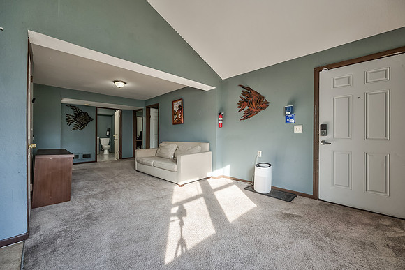 5722NortonAve-8