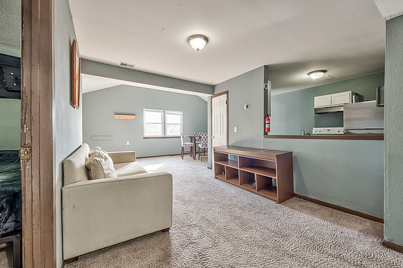 5722NortonAve-13