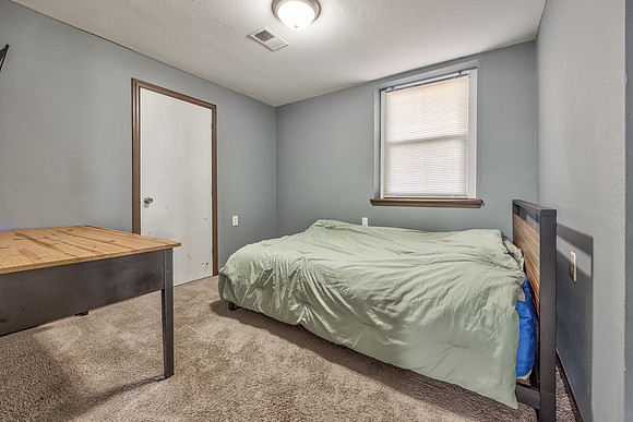 5722NortonAve-17